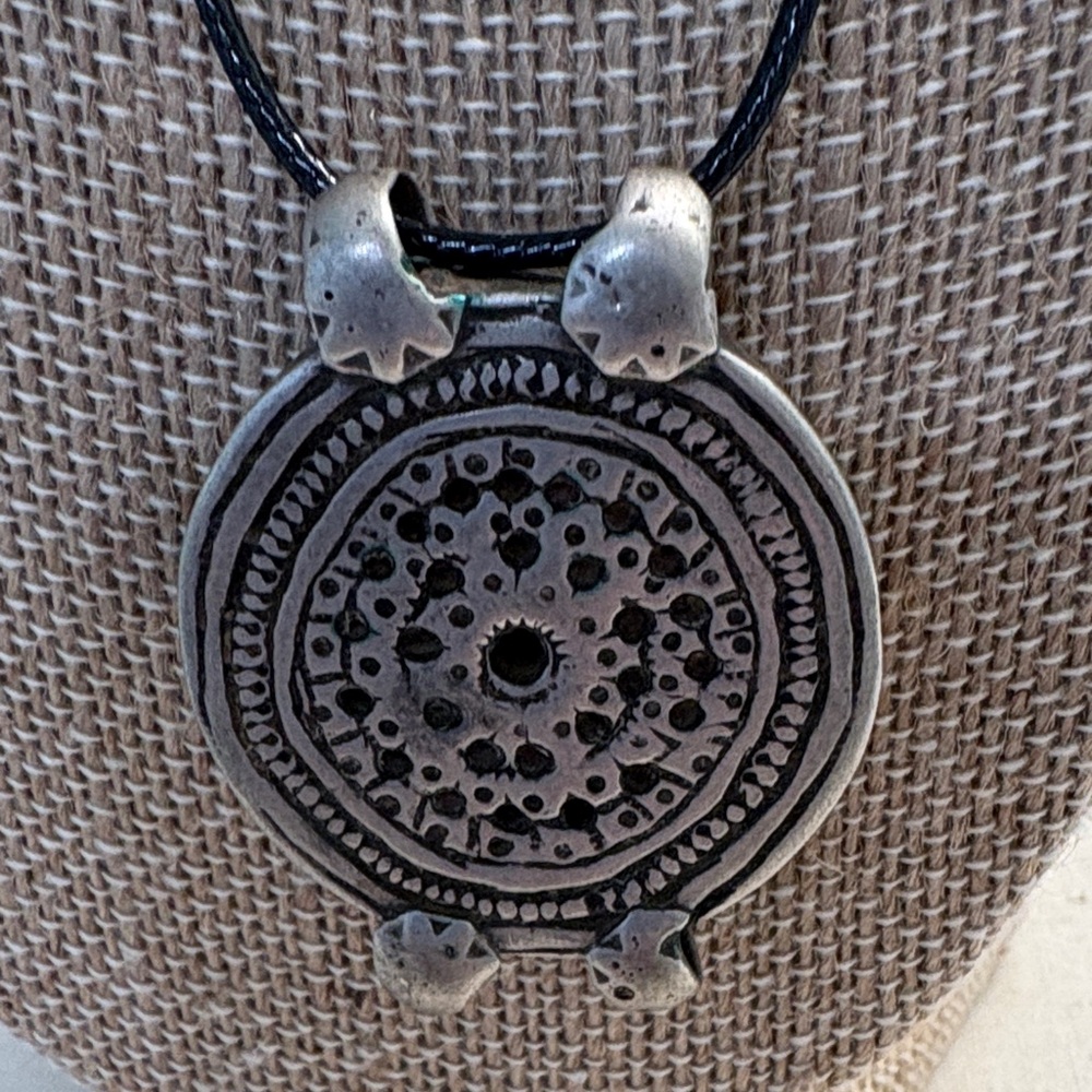 Silver Circular Pendant Necklace